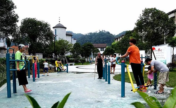 南山湖一号最新动态揭秘，自然美景之旅与内心平静的探寻