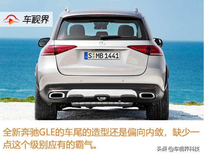 费德勒赛场表现与传奇延续，最新赛况探讨
