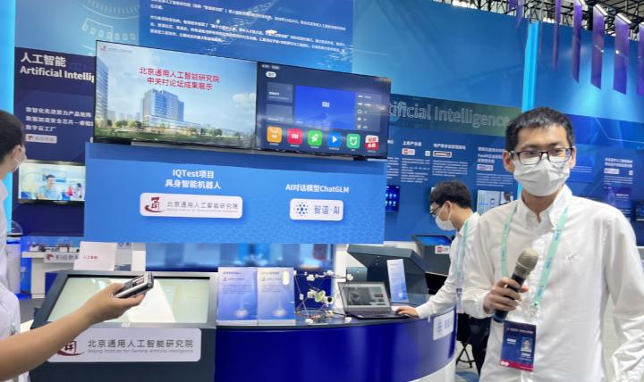 揭秘前沿生活柜门价格，科技新品柜门每米价格解析体验报告！