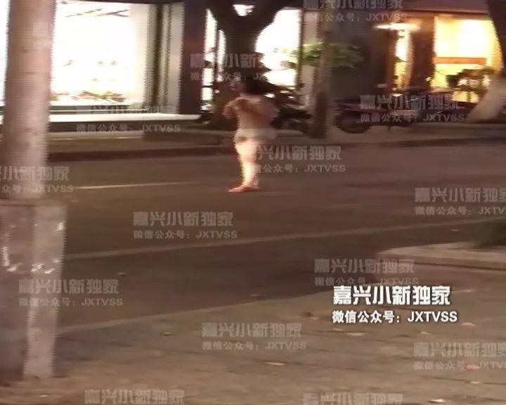 脱光衣服比赛,脱光衣服比赛，一种观点的分析与阐述