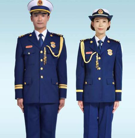 时代变迁下的最新制服款式演变