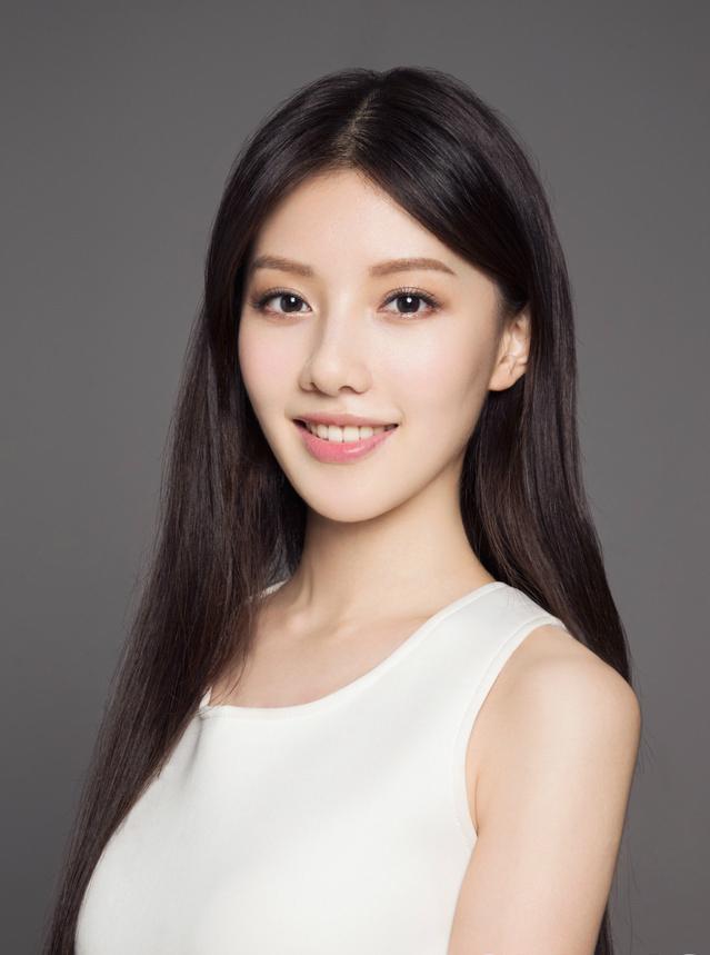 女演员张晞，舞台到银幕之旅的自信与成就感蜕变之路