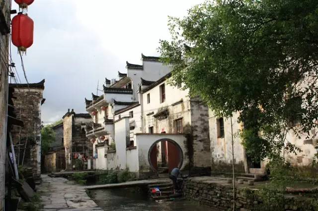 最新瓦房，温馨日常的展现