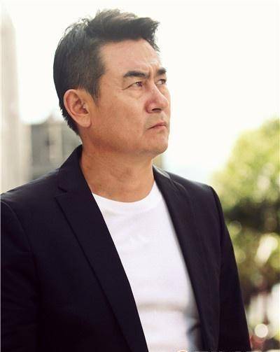 演员李洪涛，演技精湛，角色魅力独具的演绎者