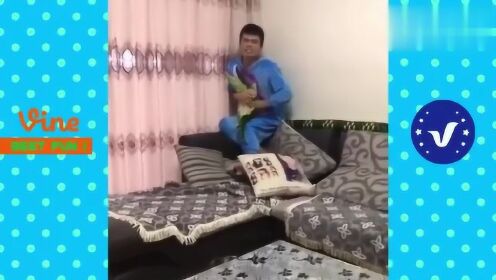 最新搞笑视频微信群，让你笑到肚子疼，欢乐无限！