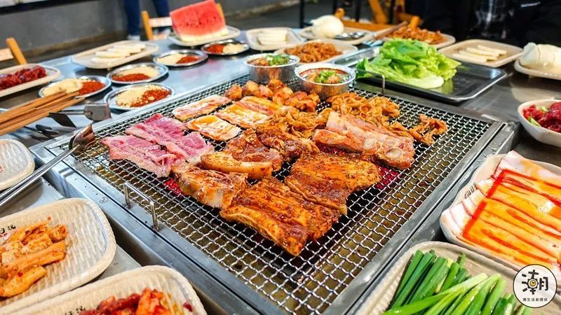 膳魔师最新款，小巷中的隐藏美食天堂探索