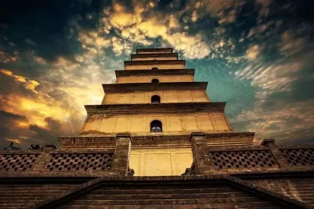 老梁大唐雷音寺揭秘，历史、文化与现代的交融奇迹
