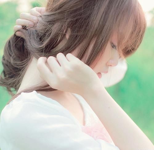 落井女孩最新动态及关注与帮助他人的行动指南